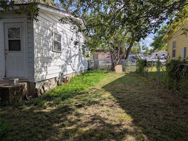 606 Scurry St, Austin, TX 78753 - view of yard