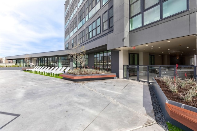 800 Embassy Dr Unit 233, Austin, TX 78702 - photo 32