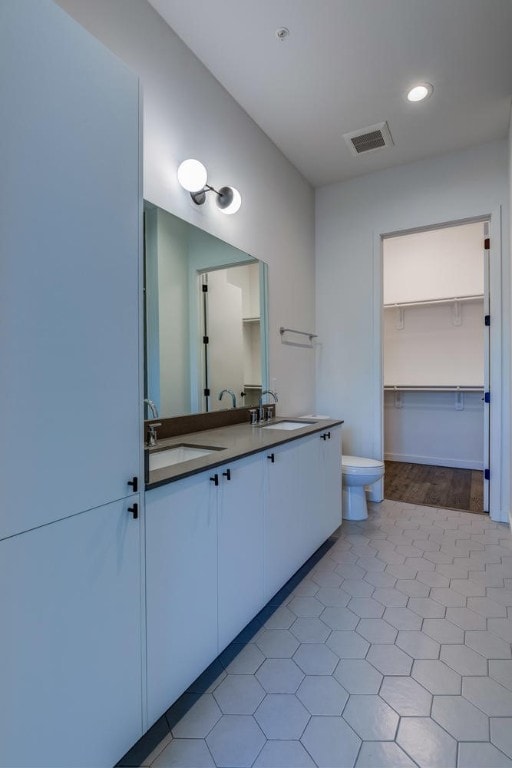 800 Embassy Dr Unit 233, Austin, TX 78702 - photo 20