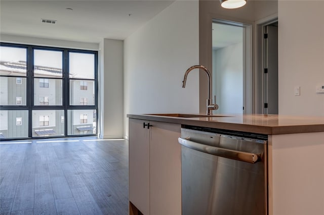 800 Embassy Dr Unit 233, Austin, TX 78702 - photo 29