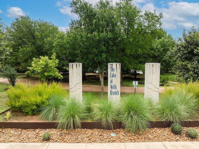 15213 Mallard Green Ln, Austin, TX 78728 - view of community / neighborhood sign