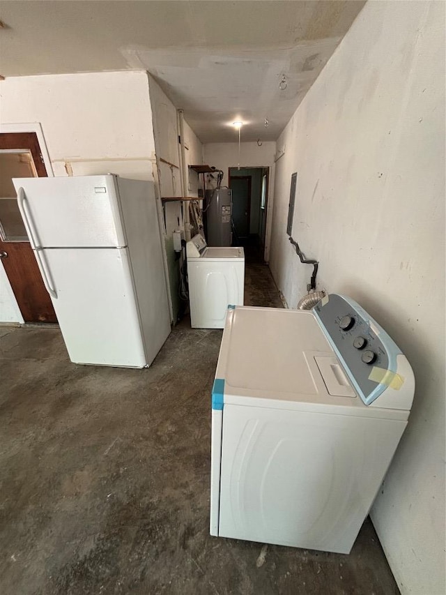 3205 Whites Dr, Austin, TX 78735 - laundry room featuring washer / dryer and water heater