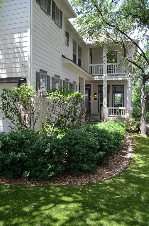 612 Twelve Oaks Ln, Austin, TX 78704 - photo 33