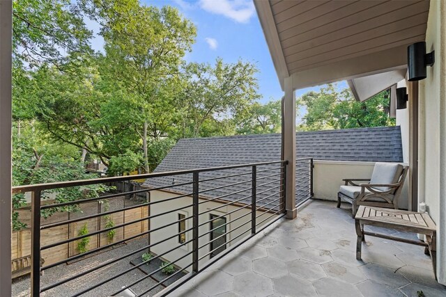 2605 Diaz St, Austin, TX 78702 - view of balcony