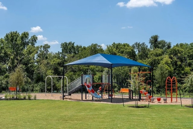 12416 Anthology St, Manor, TX 78653 - community playground featuring a yard