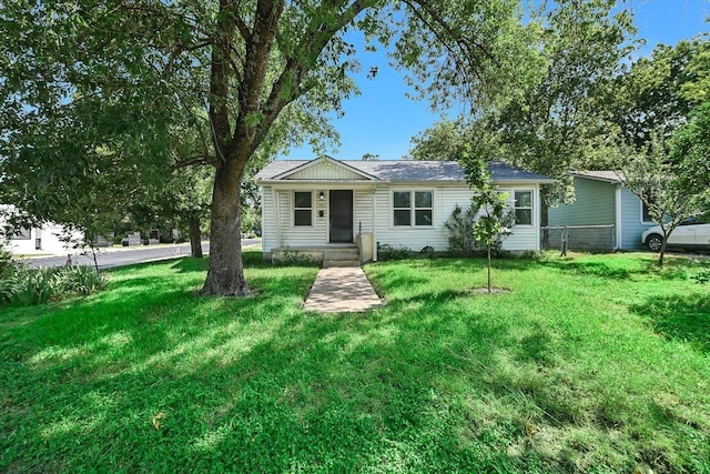 212 W 55th St, Austin, TX 78751 - view of front of house