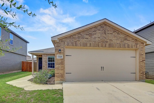 1326 Amy Dr, Kyle, TX 78640 - photo 1