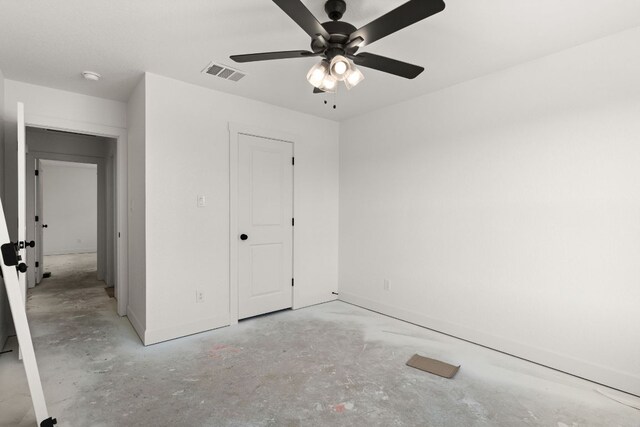 2115 Blackhawk Loop, Belton, TX 76513 - unfurnished bedroom with concrete floors and a ceiling fan