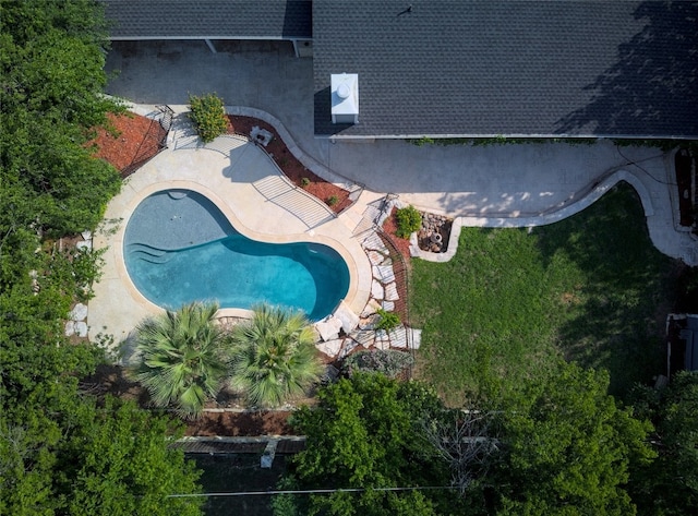 1708 Shag Bark Trl, Austin, TX 78758 - view of subject property with a pool