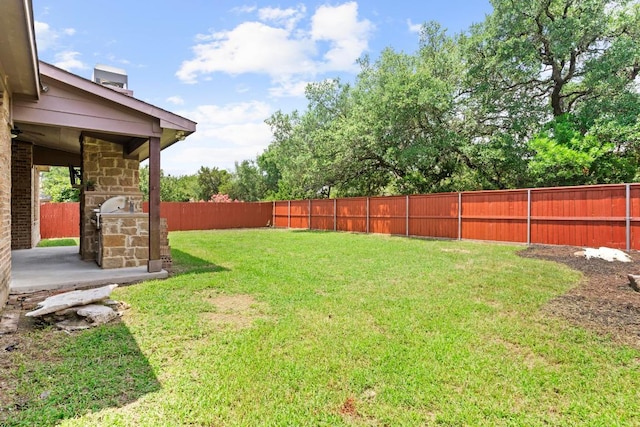 112 Florenz Ln, Georgetown, TX 78628 - view of fenced backyard