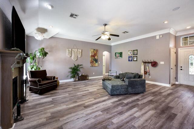 1906 W Moeta Dr, Austin, TX 78734 - photo 7