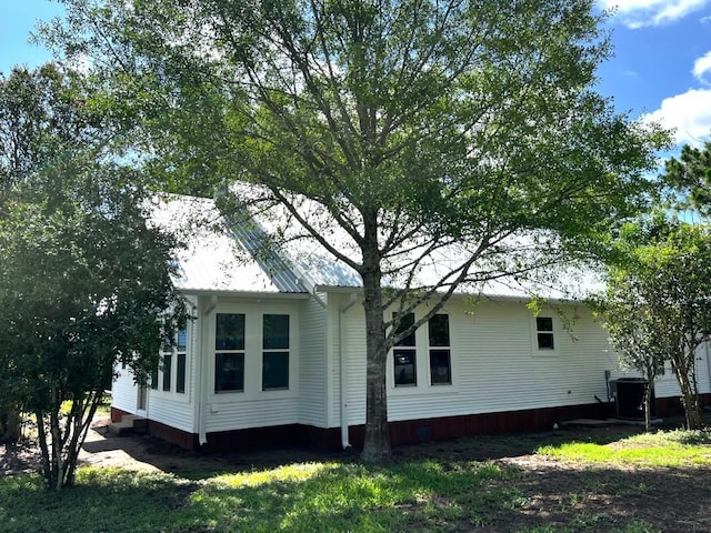 1105 Carroll Ln, La Grange, TX 78945 - view of home's exterior