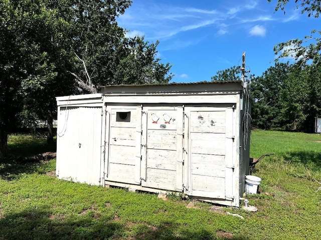 1105 Carroll Ln, La Grange, TX 78945 - view of shed