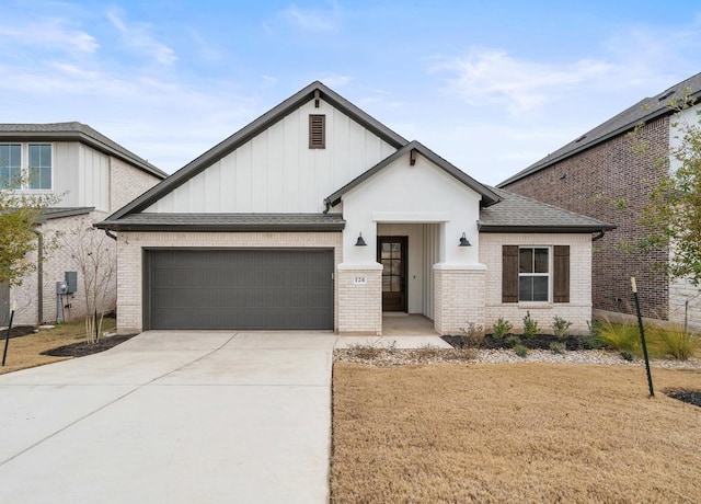 124 Old Woods Rd, Liberty Hill, TX 78642 - photo 1