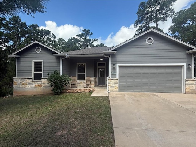 208 Akaloa Dr, Bastrop, TX 78602 - photo 1