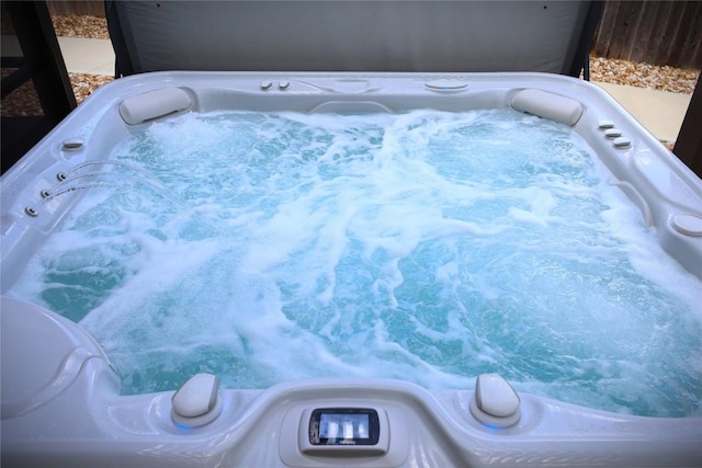 1654 Belvedere Pl, Round Rock, TX 78665 - exterior view of a hot tub
