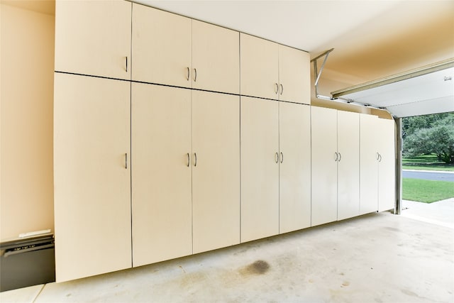 307 Dove Hollow Trl, Georgetown, TX 78633 - view of garage