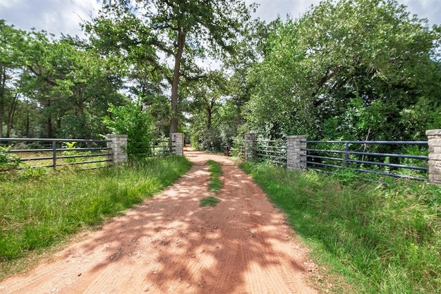 1231 Peach Creek Rd, Waelder, TX 78959 - photo 15