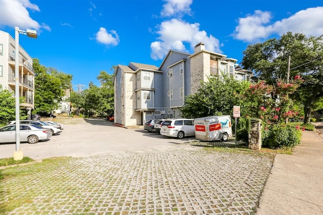 3111 Tom Green St Unit 105, Austin, TX 78705 - view of uncovered parking lot