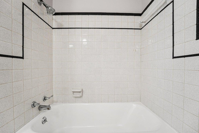 3806 Las Cienega Blvd, Temple, TX 76502 - full bath with washtub / shower combination