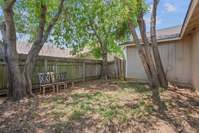 12323 Alderbrook Dr, Austin, TX 78758 - view of yard