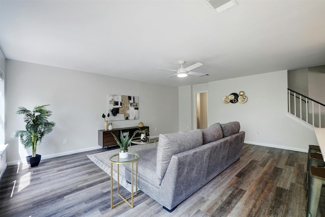 1109 Minerva St, Austin, TX 78753 - photo 7