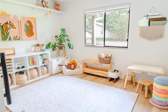 4407 Ganymede Dr, Austin, TX 78727 - rec room featuring wood finished floors