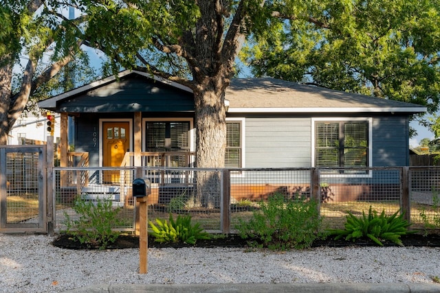 1007 Gullett St, Austin, TX 78702 - photo 4