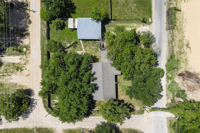 703 N Wilcox St, Rockdale, TX 76567 - photo 33