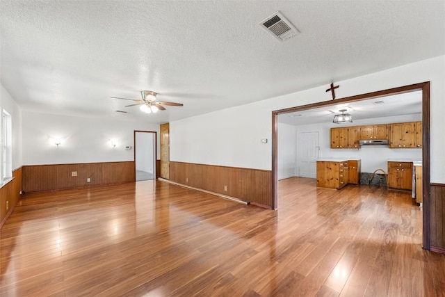 703 N Wilcox St, Rockdale, TX 76567 - photo 5