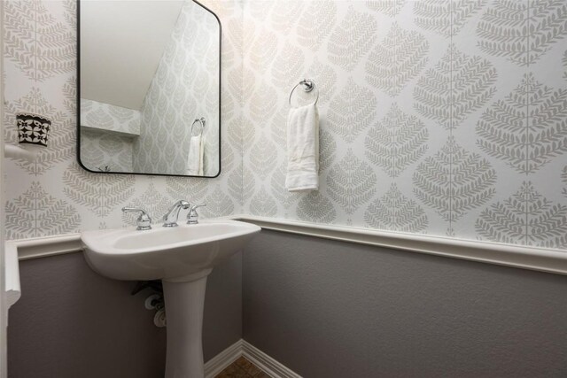 2500 Melekhin Bnd, Cedar Park, TX 78613 - view of bathroom