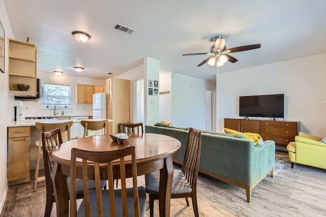 8018 Rockwood Ln, Austin, TX 78757 - photo 13
