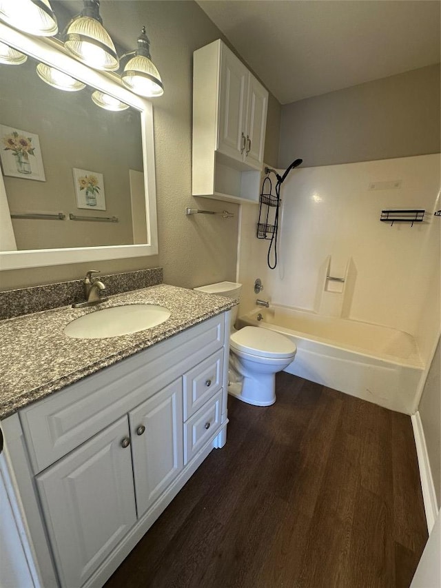 1210 Hi Stirrup Unit 201, Horseshoe Bay, TX 78657 - full bath featuring wood finished floors, vanity, and bathtub / shower combination