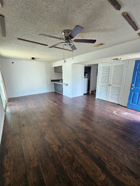 301 E Croslin St, Austin, TX 78752 - photo 5