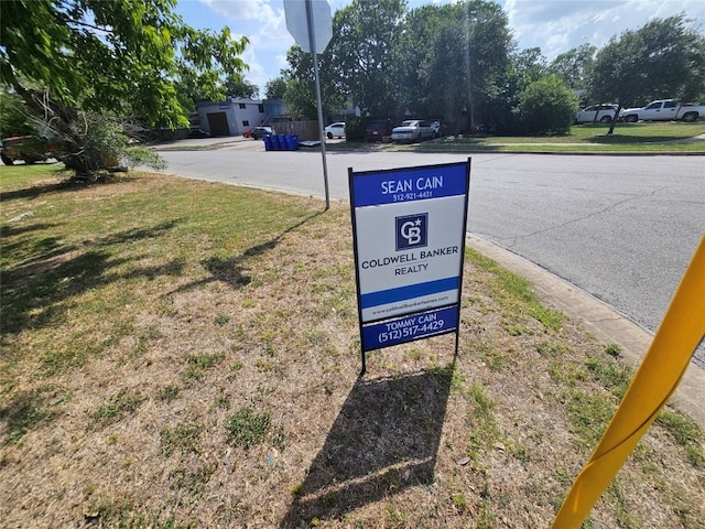 301 E Croslin St, Austin, TX 78752 - photo 11
