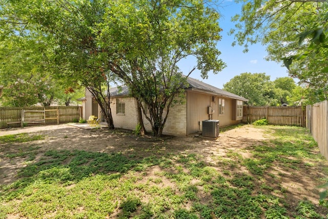 800 Saunders Dr, Round Rock, TX 78664 - view of fenced backyard