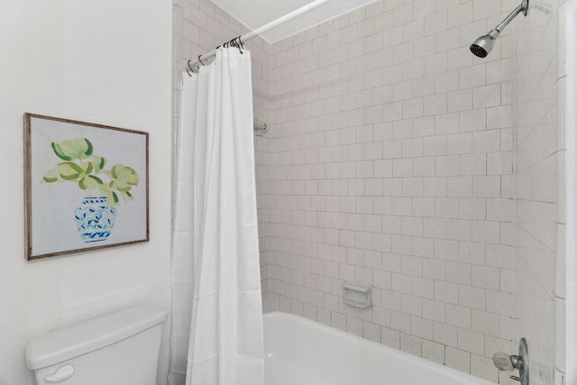 800 Saunders Dr, Round Rock, TX 78664 - bathroom with shower / bath combo