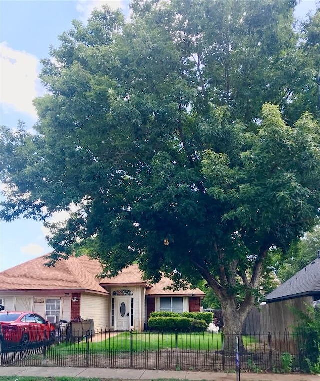 5702 Meadow Crst, Austin, TX 78744 - photo 2