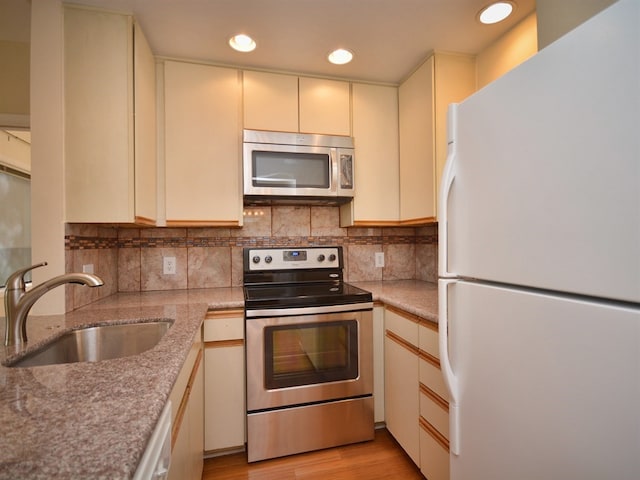 1302 Woodlawn Blvd Unit 208, Austin, TX 78703 - photo 6
