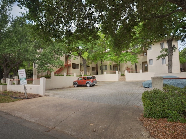 1302 Woodlawn Blvd Unit 208, Austin, TX 78703 - photo 17