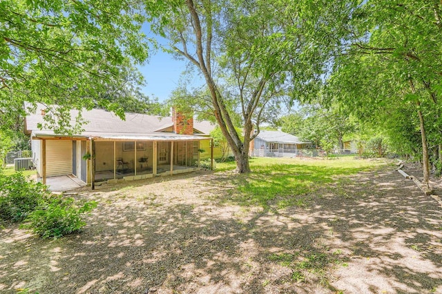 9504 Hansford Dr, Austin, TX 78753 - view of yard