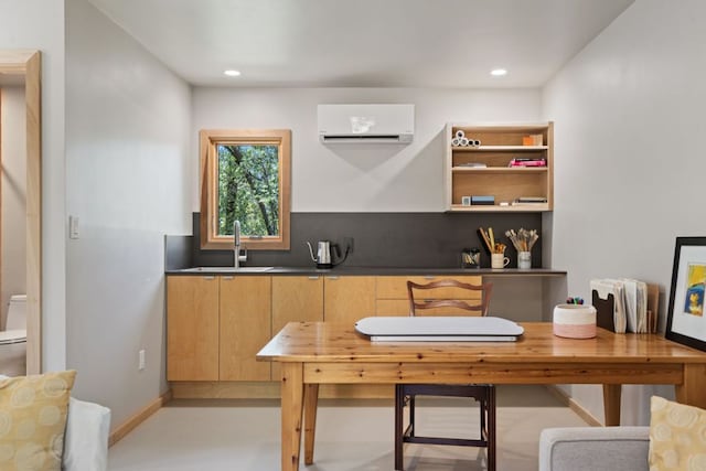 704 Texas Ave, Austin, TX 78705 - photo 31