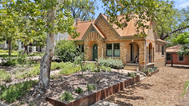 704 Texas Ave, Austin, TX 78705 - photo 2