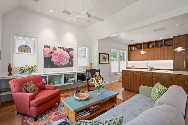 704 Texas Ave, Austin, TX 78705 - photo 11