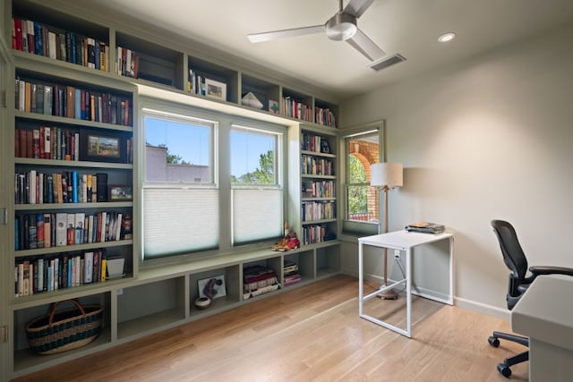 704 Texas Ave, Austin, TX 78705 - photo 20