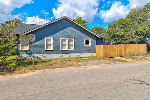 4412 Red River St, Austin, TX 78751 - view of side of property featuring crawl space