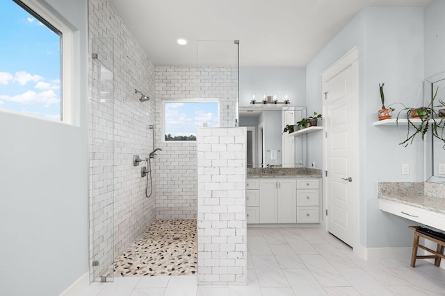 2250 Meritage, New Braunfels, TX 78132 - full bath featuring tiled shower, vanity, and recessed lighting