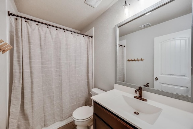 605 Liard River Rd, Hutto, TX 78634 - full bath featuring toilet and vanity