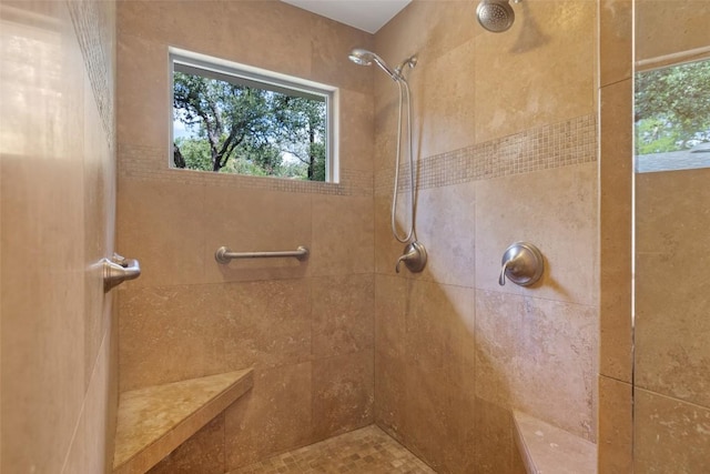 4104 Honeycomb Rock Cir, Austin, TX 78731 - bathroom with tiled shower