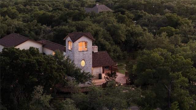 790 Enchanted Oaks Dr, Driftwood, TX 78619 - view of property location with a forest